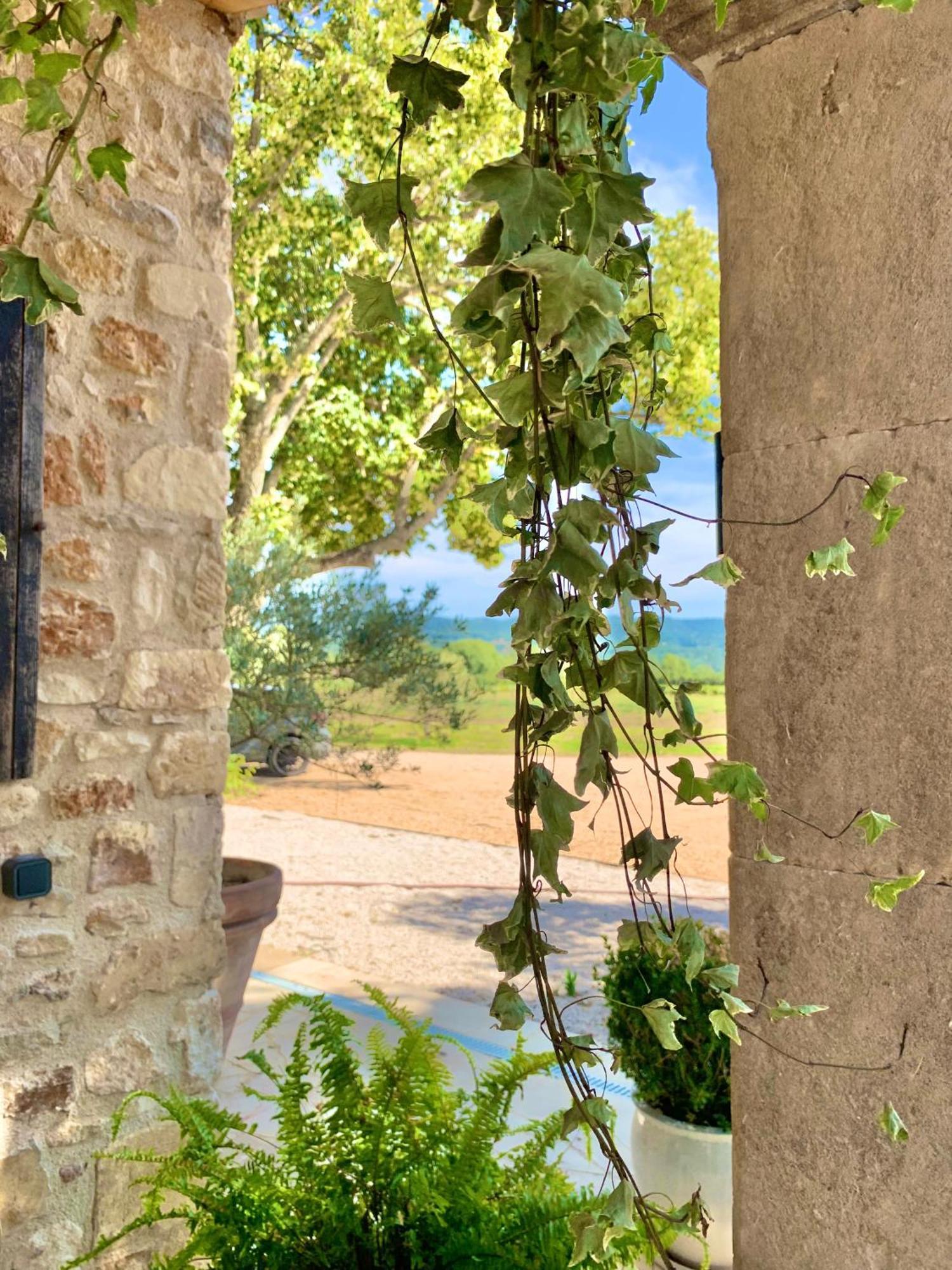 فيلا Domaine D'Egenia Roussillon en Isere المظهر الخارجي الصورة